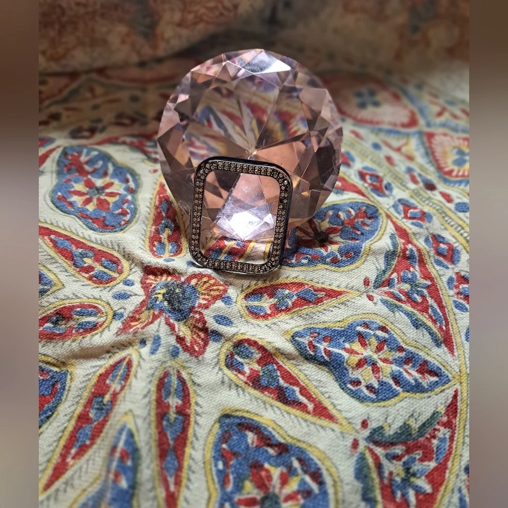 N/A black rhinestones